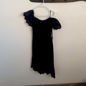 New with tags lulu’s eyelet/ scalloped dress.